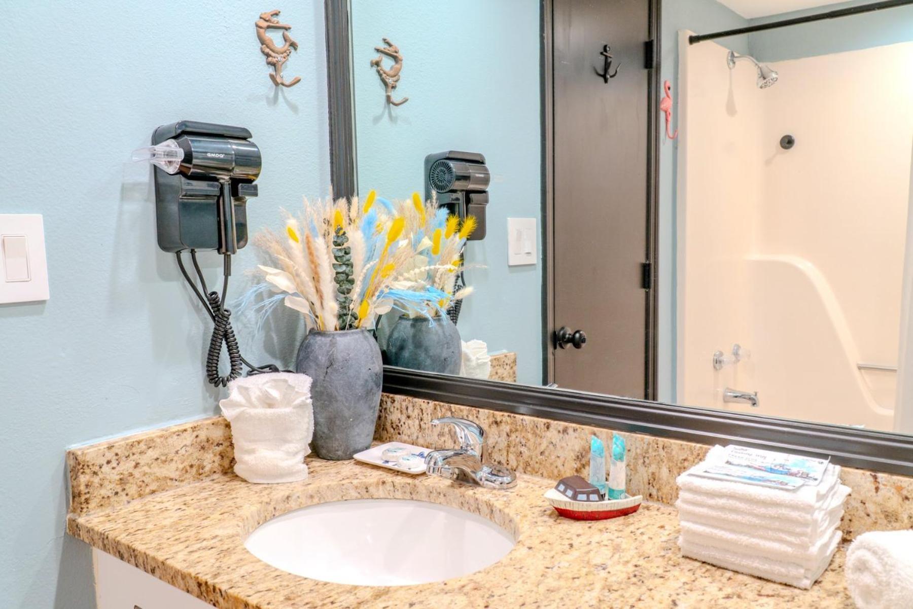 Beautiful Ocean Front Double Queen Suite - Sea Mist Resort 20905 - Perfect For 2-4 Guests! Myrtle Beach Exteriör bild
