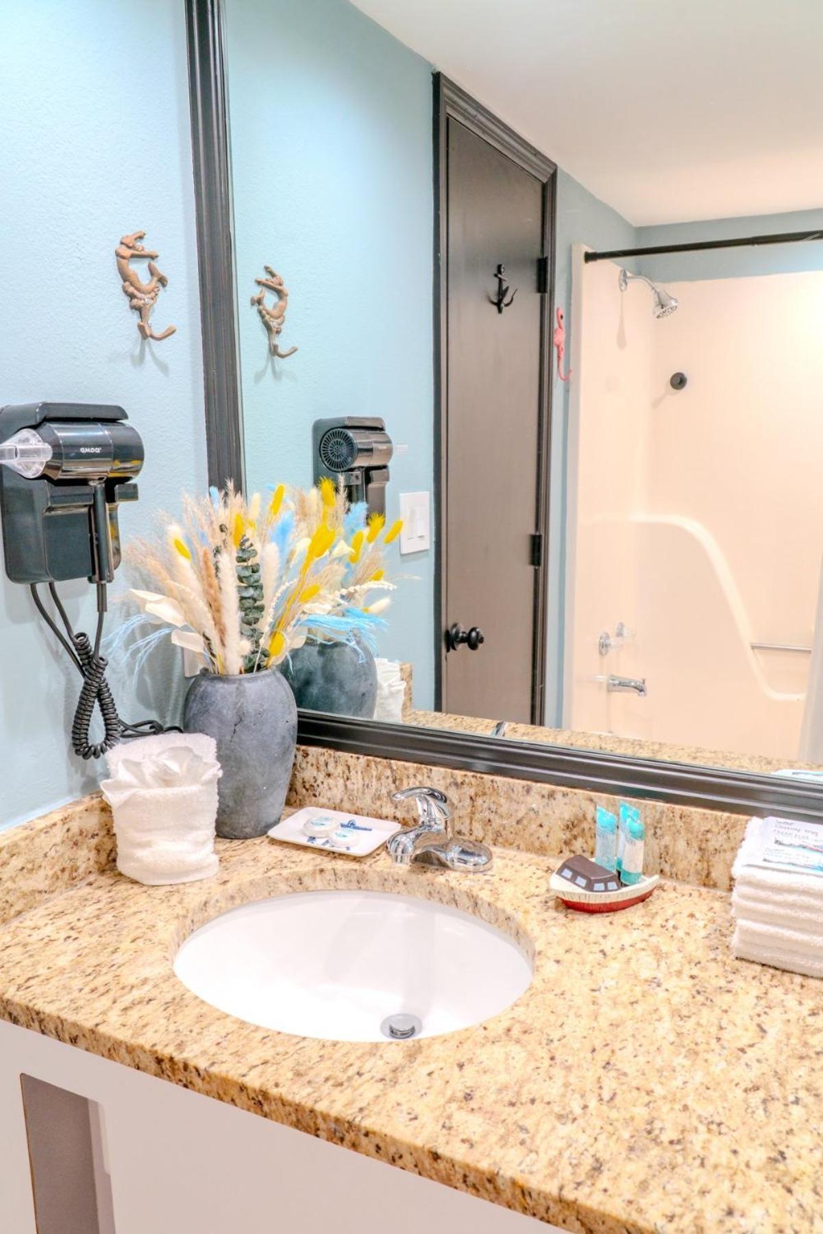 Beautiful Ocean Front Double Queen Suite - Sea Mist Resort 20905 - Perfect For 2-4 Guests! Myrtle Beach Exteriör bild